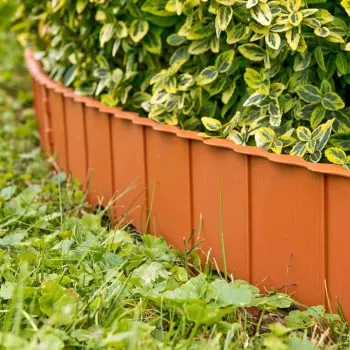 Кафяв декоративен бордюр за градина Border edge 59х11.6 cm комплект от 10 бр.
