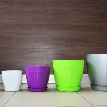 Саксия Лилия кръгла Ф18 cm. с подложка